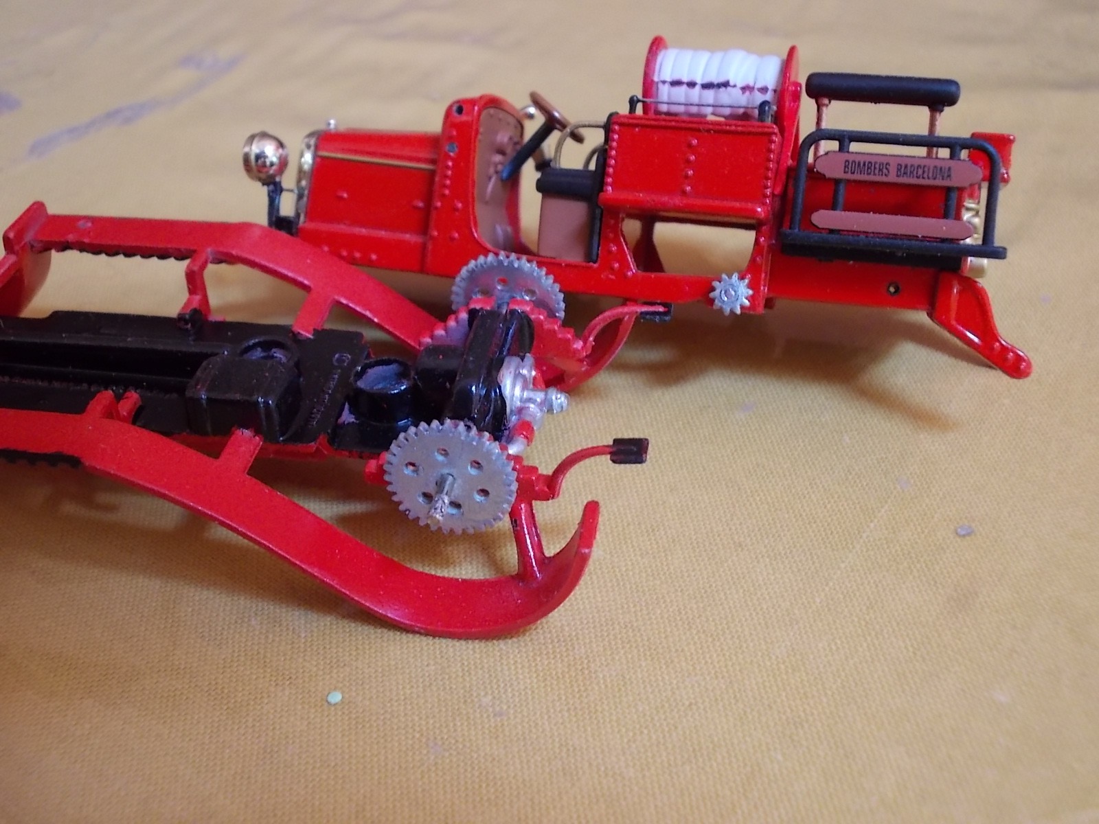 WIP DELAHAYE pignon couronne.jpg