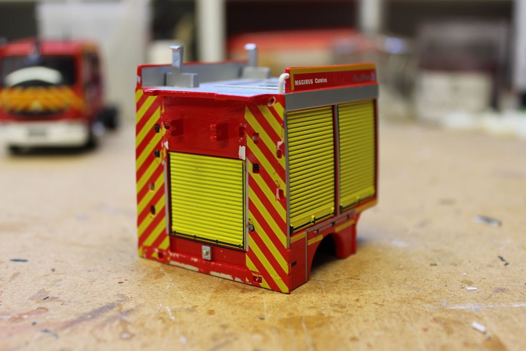 cabine et caisse 008.JPG