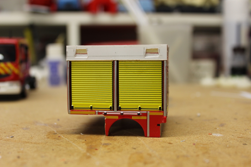 cabine et caisse 009.JPG