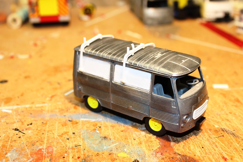 porte échelles 001.JPG