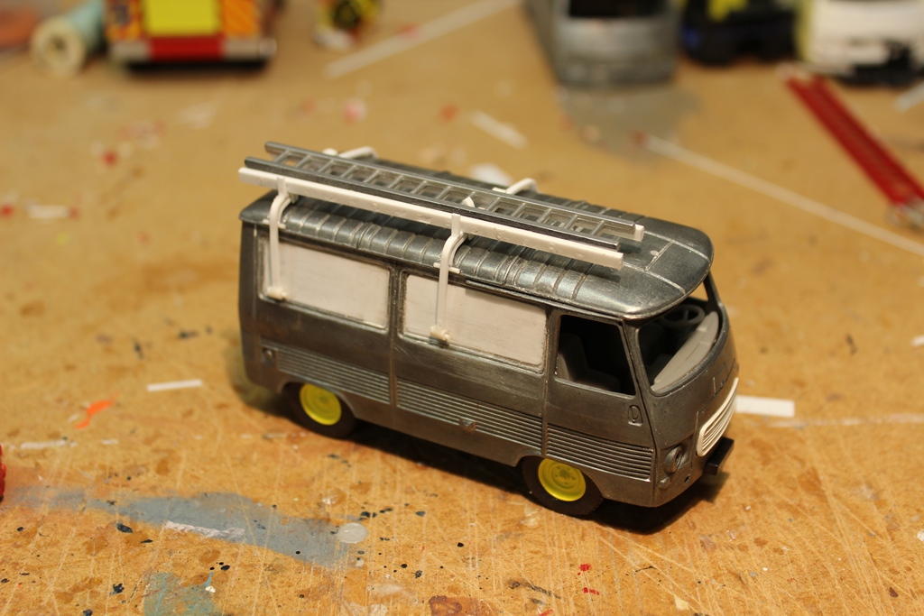 porte échelles 003.JPG