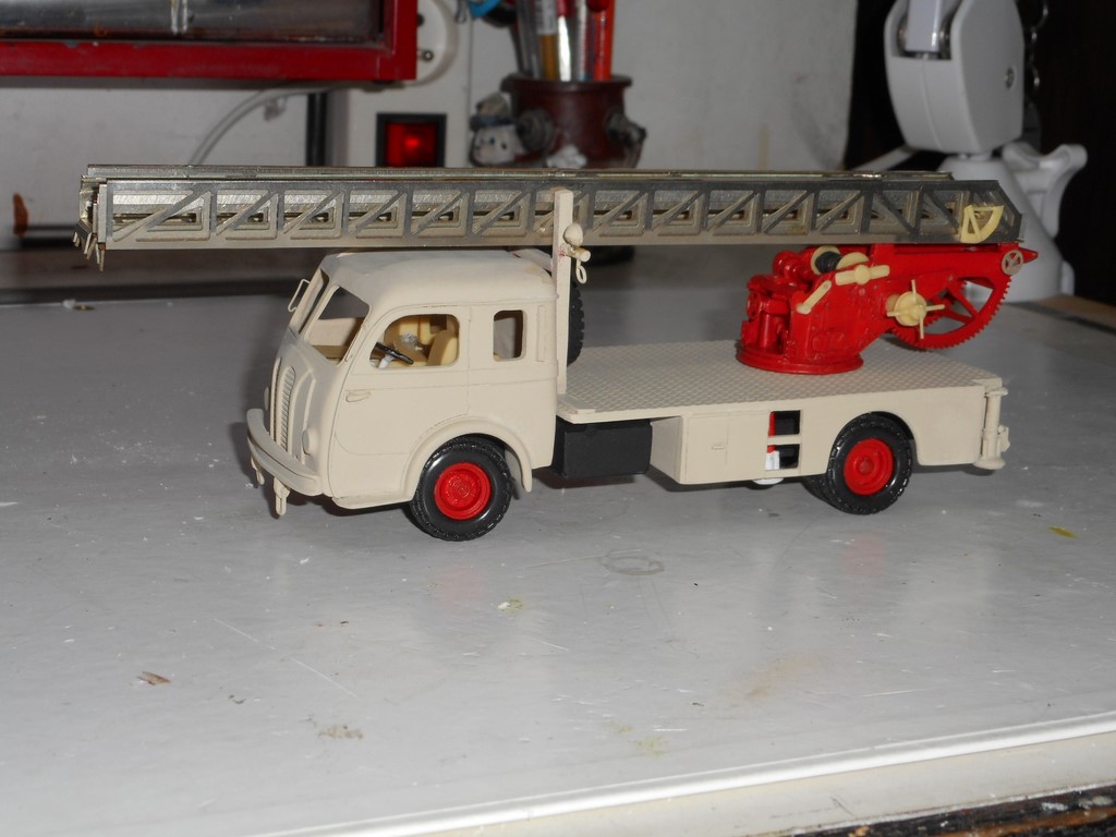 suite 9 (4) [1024x768].jpg