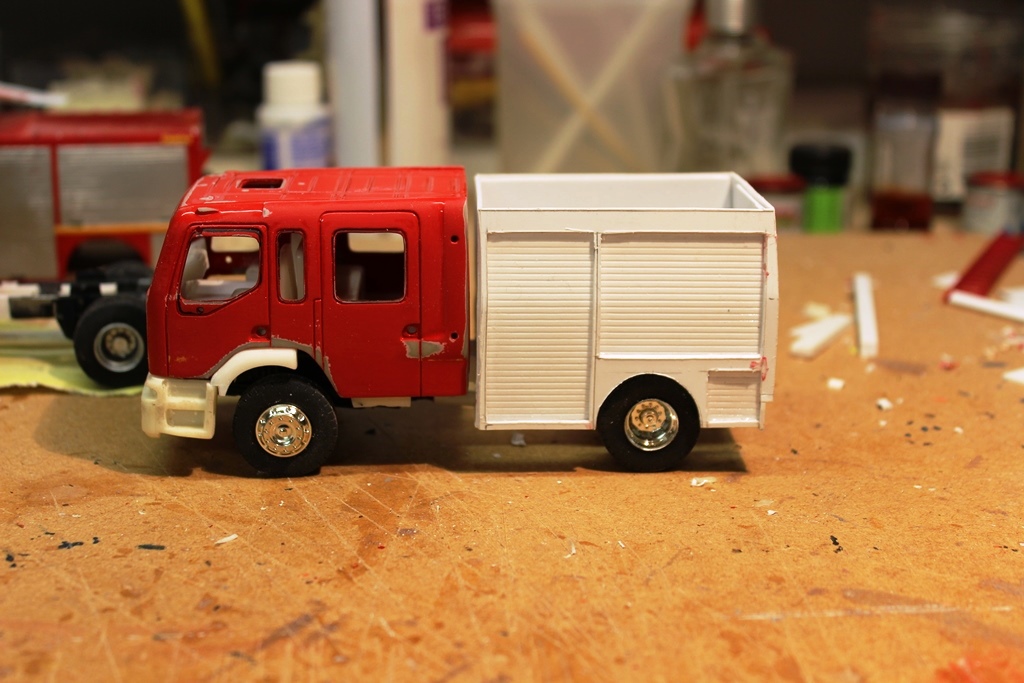 caisse camiva 1 001.JPG