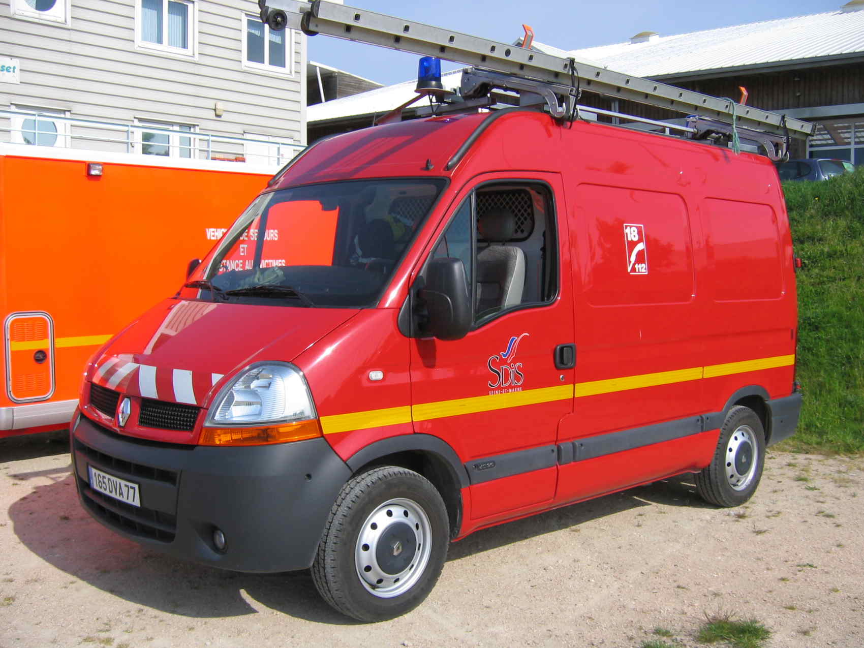 1 vtu vaires sur marne 165dva77.JPG