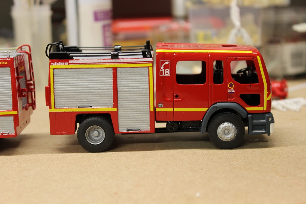 peinture et décalcs 003.JPG