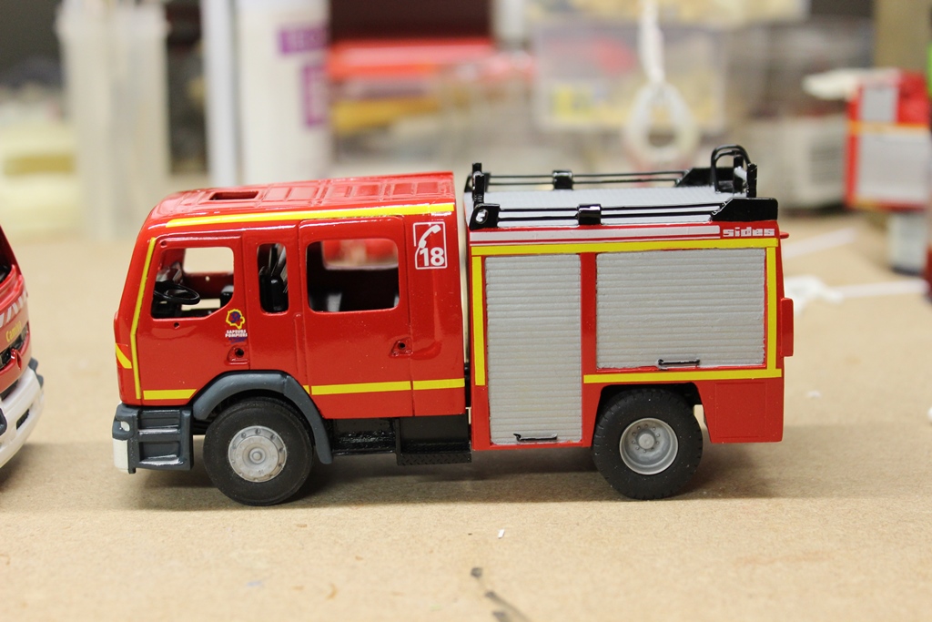 peinture et décalcs 006.JPG