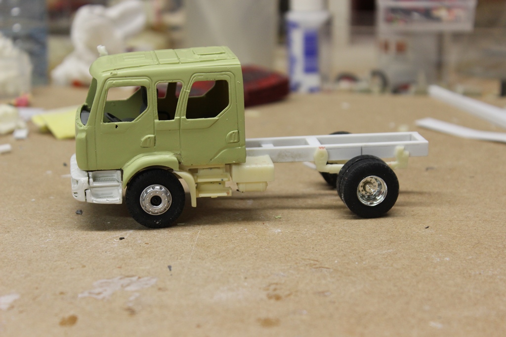 Châssis cabine 3 006.JPG