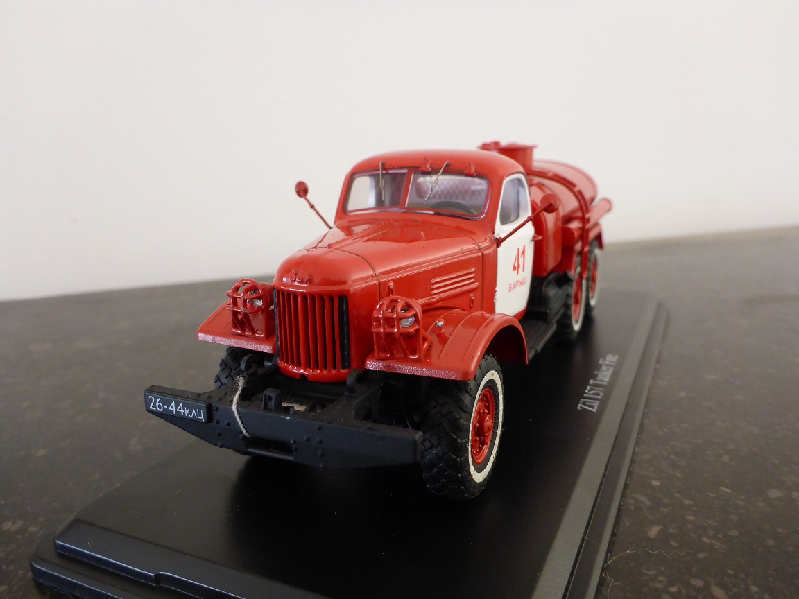 ZIL 157 Camion Citerne SSM 1013 (6).JPG