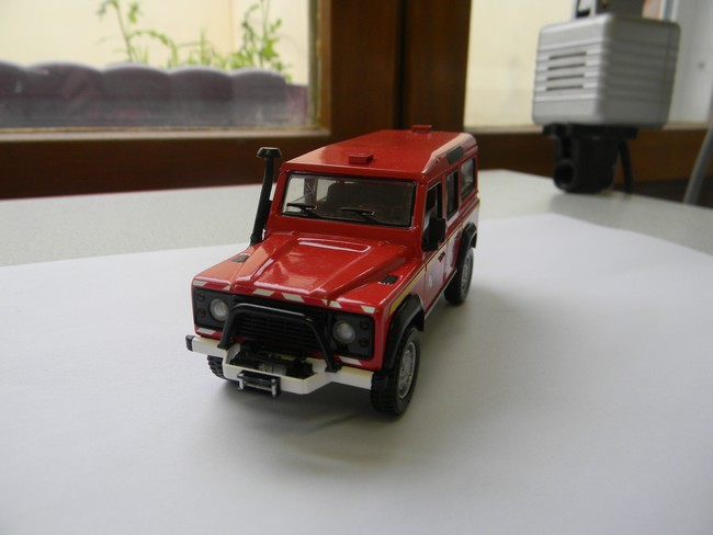 VLHR- Finition et collage guide du câble de treuil 001.jpg