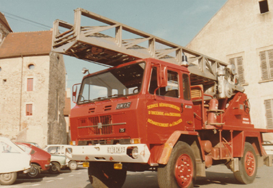 03 Iveco 75PC EPSA 18m Riffaud 1.jpg