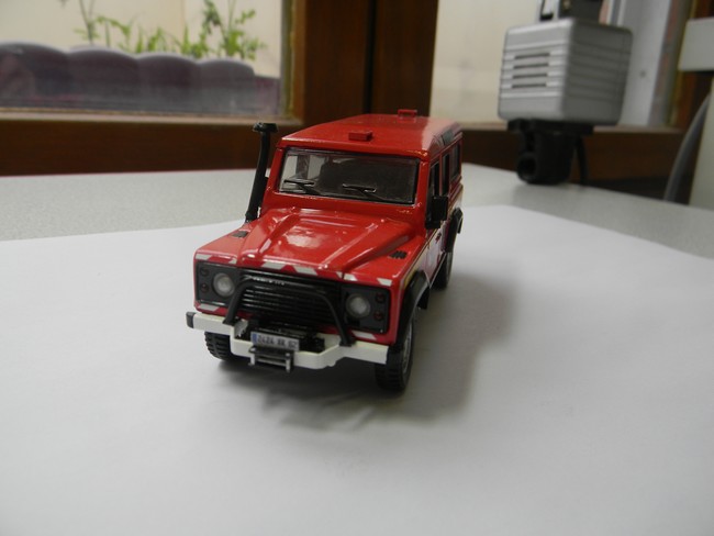 VLHR- Pose plaque immat avant 001.jpg