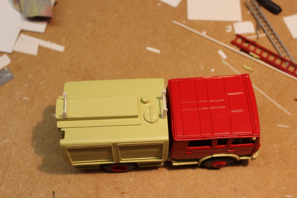 caisse suite te peinture 005.JPG