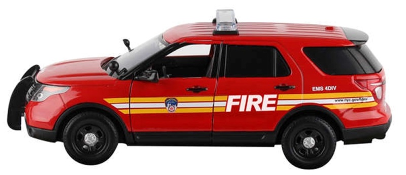 motormax-1-24-fdny-new-york-city-fire-ford-utility-suv-pre-order-1.gif.jpg