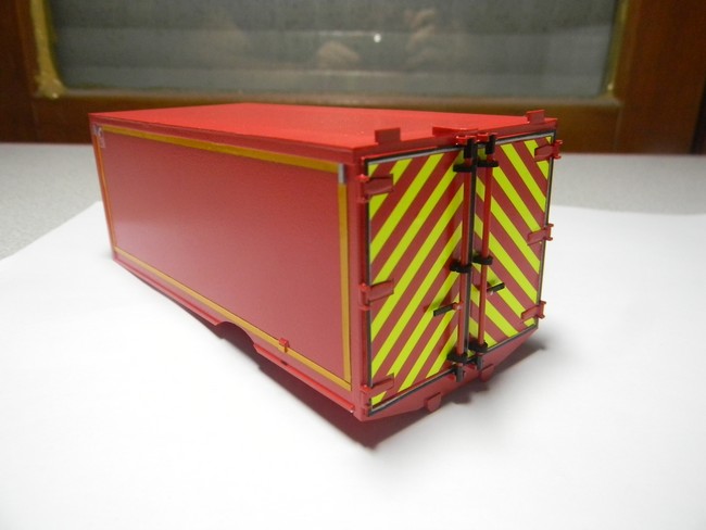 FSD- Pose huisseries portes arrière 003.jpg