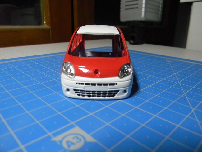 VLSSSM- Peinture détails noir  pare-chocs avant 001.jpg