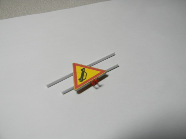 FPTSR- Peinture charnière triangle 001.jpg