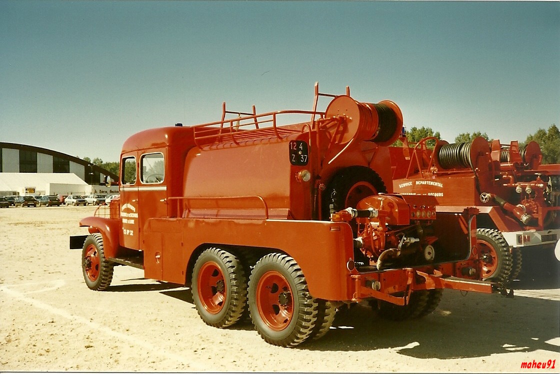 8a294baa69.jpg