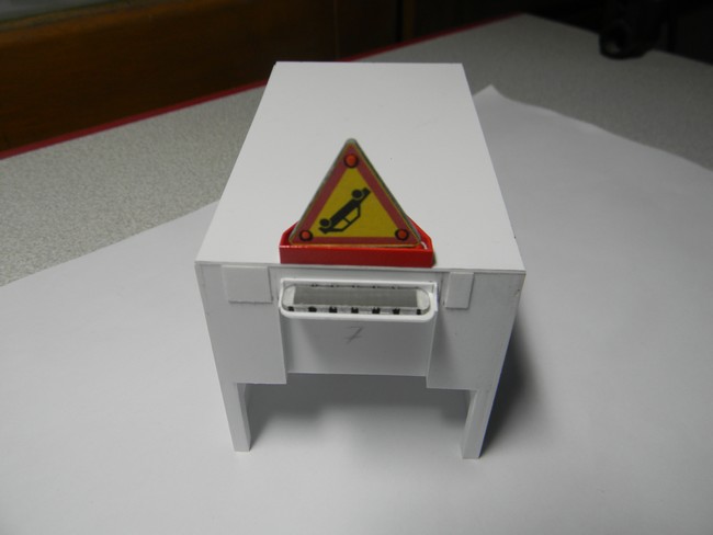 FPTSR- Pose à blanc rampe arrière sur caisse avec triangle 001.jpg