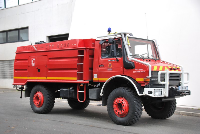 Camion Citerne Feux de Forets Super (CSP Nord Agglo).JPG