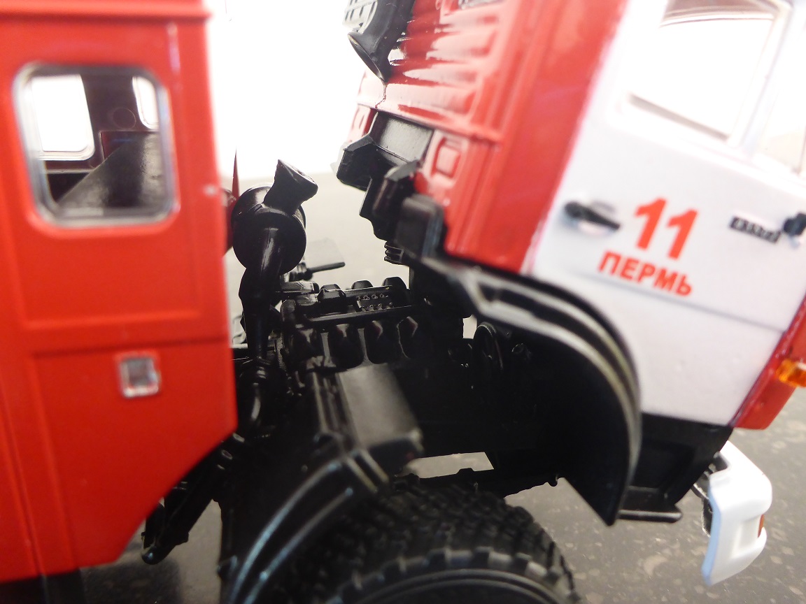 KaMaz 43502 AC-3-40 (1).JPG