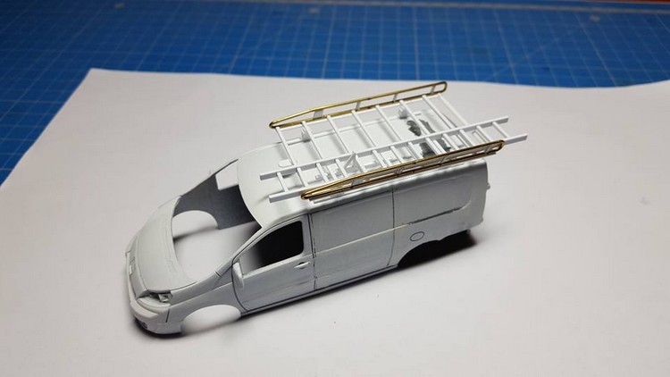 VRID- Pose à blanc plan échelle sur galerie 001.jpg