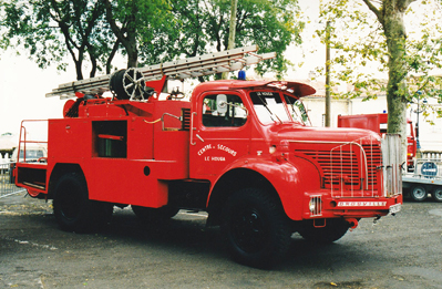 32 Le Houga Berliet GLC CCI Drouville 2.jpg