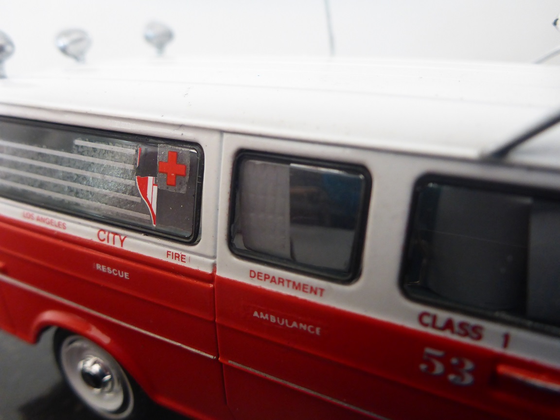 Ford Econoline Van Ambulance 53 Los Angeles City Fire Department (8).JPG