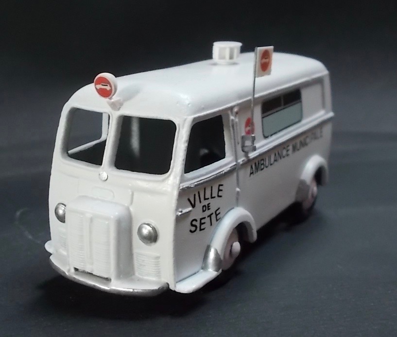 F PEUGEOT DA4 Séte c.jpg