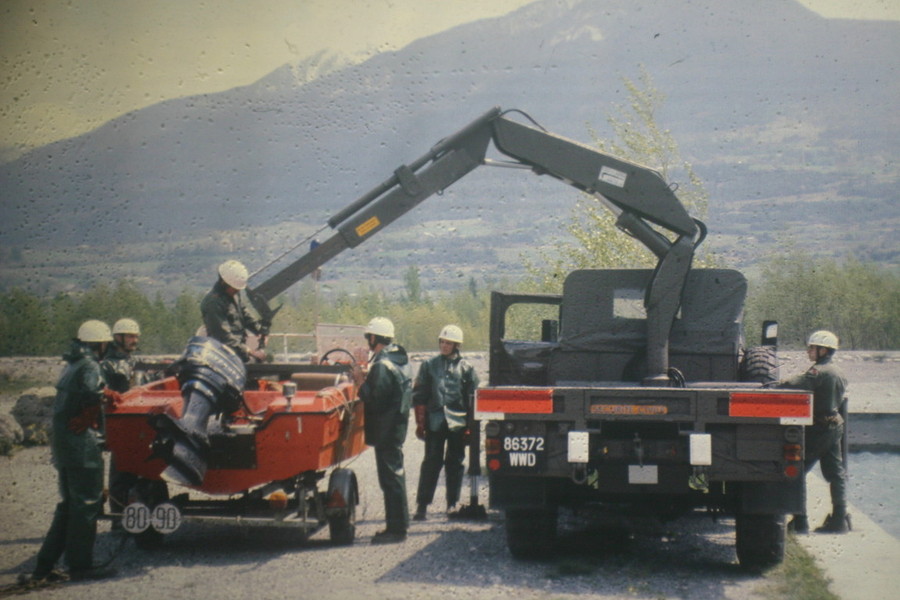 Acmat USC7 grue hiab.jpg