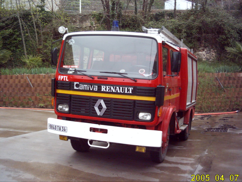 TA 9840 FPTl RVI CAMIVA Nissan av (1).JPG