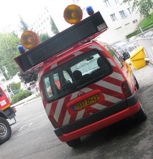 SDIS 42 VLBS BERLINGOT ST ETIENNE LA METARE 0908 (3) reaa.jpg