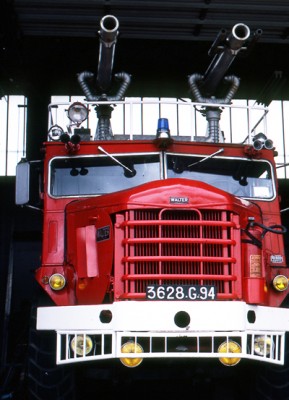 - Orly 1970 Walter Sides.jpg