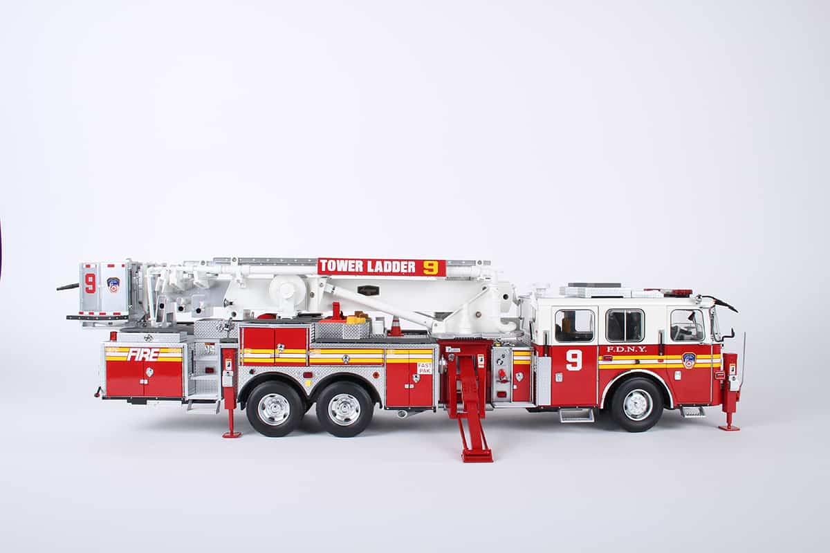 Firetruck-Ladder-9-Studio-24-05-21-119.jpg