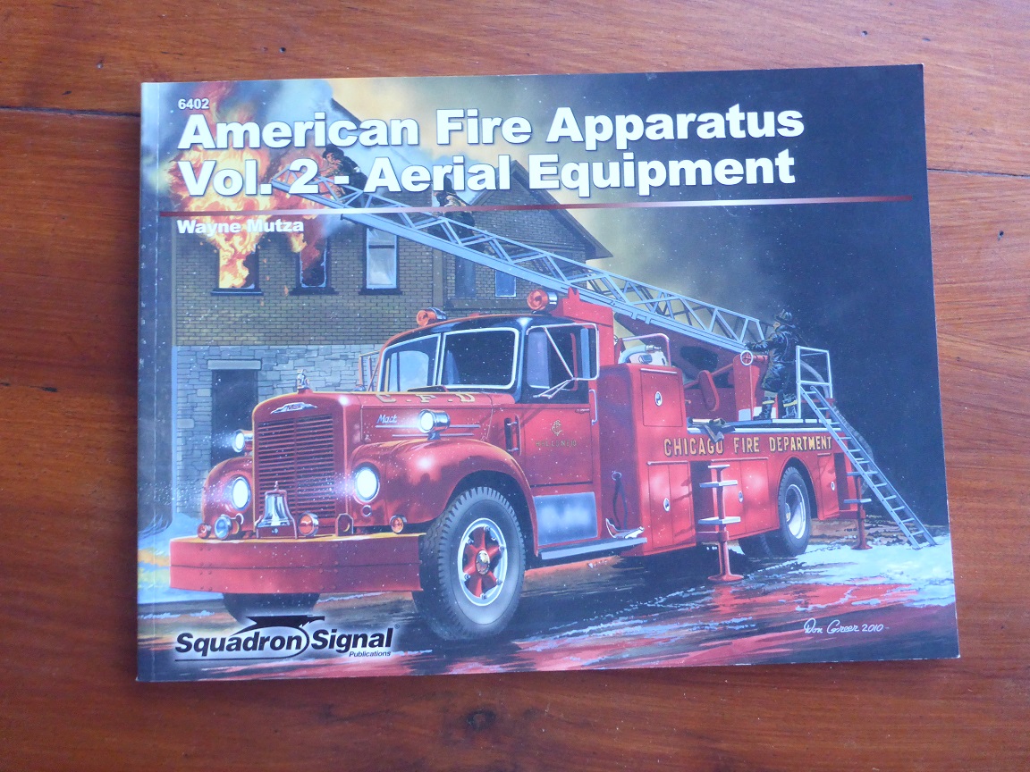 5 American Fire Apparatus Aerial Vol 2.JPG